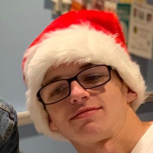 Meet your Posher, Sam